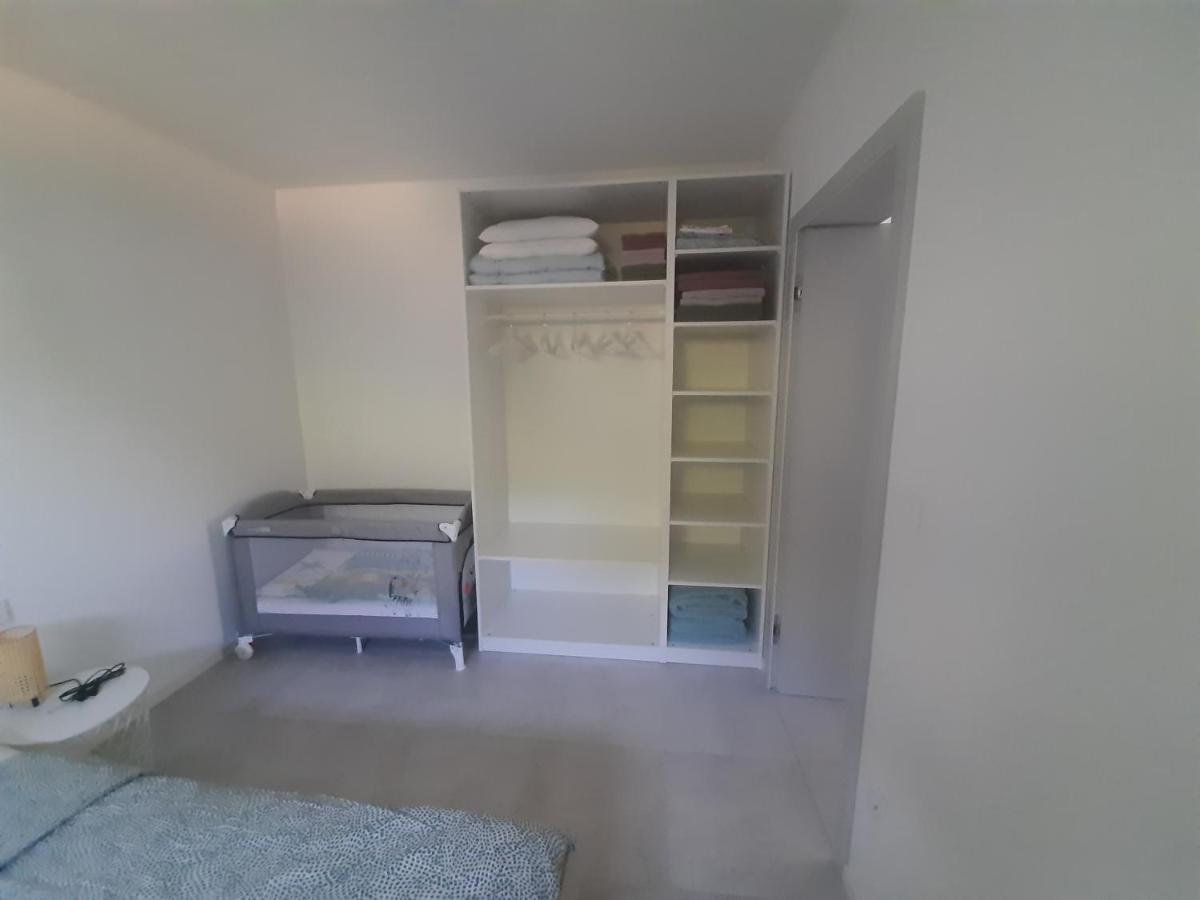 Green Bee Apartment Лешче Экстерьер фото